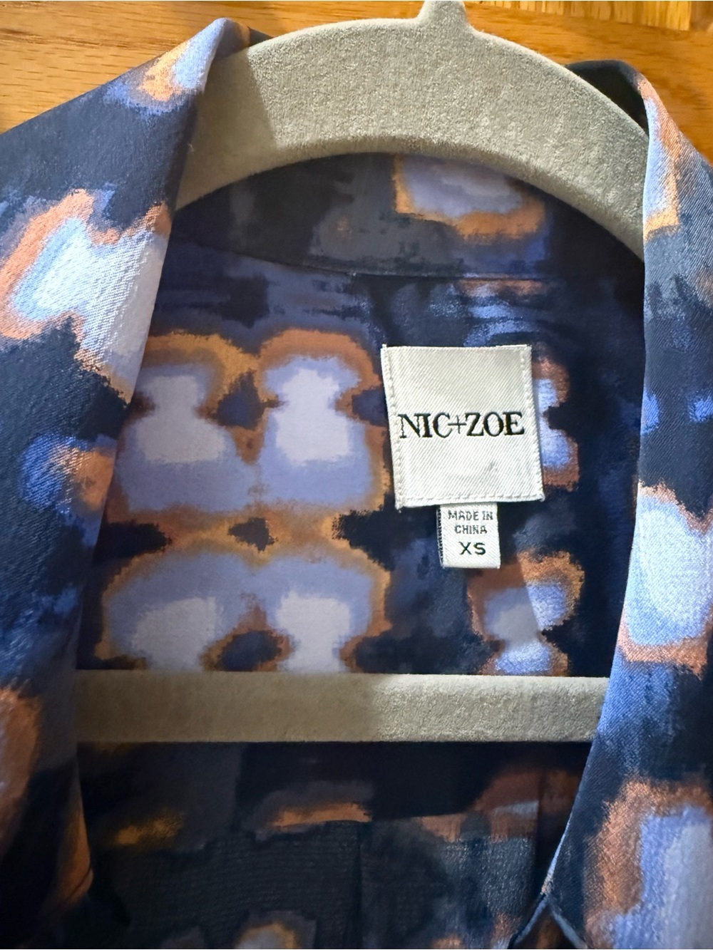 NIC+ZOE Printed Top - Blue and Tan Abstract